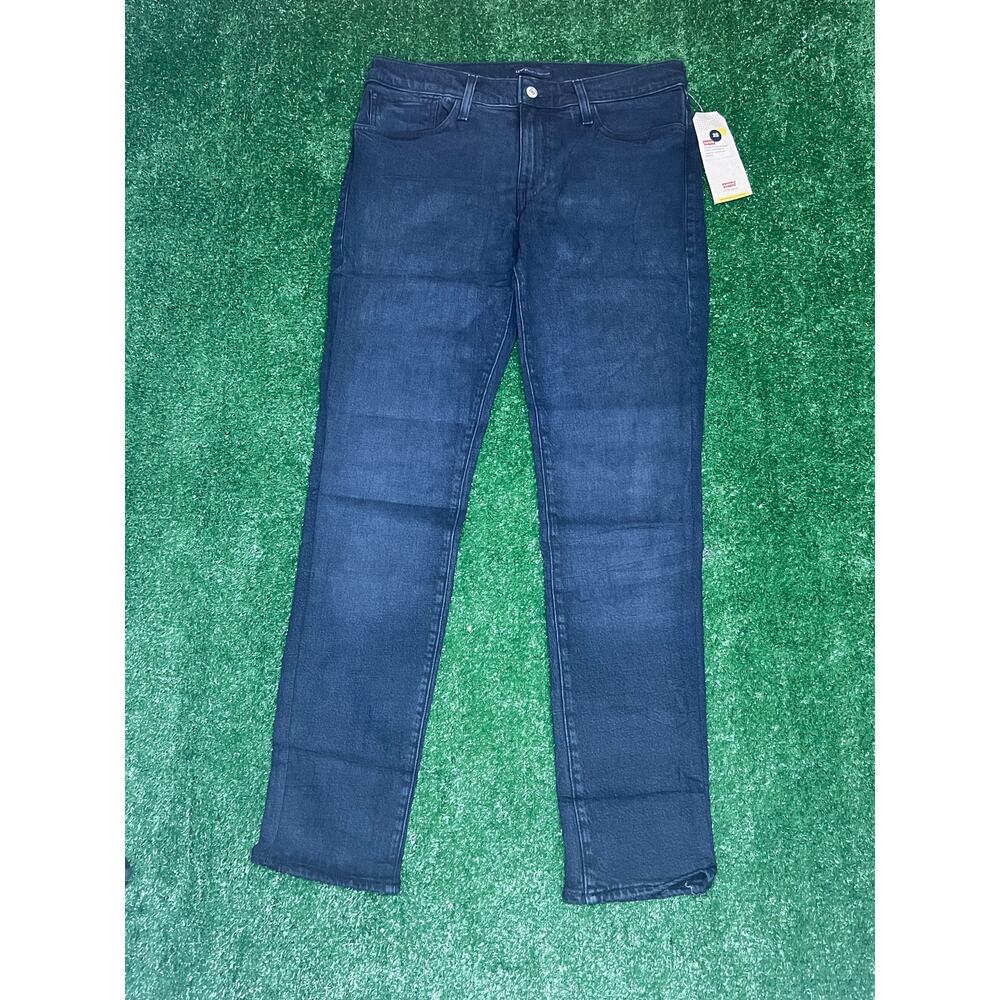 Levi’s Jeans – Classic Straight Fit – 99% Cotton Size 32x32